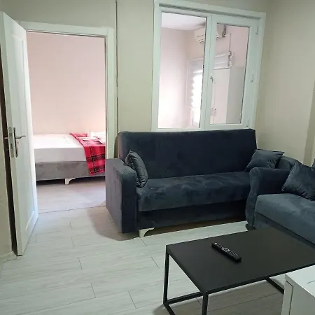 Ava Suits 1+1 Aparthotel 3*